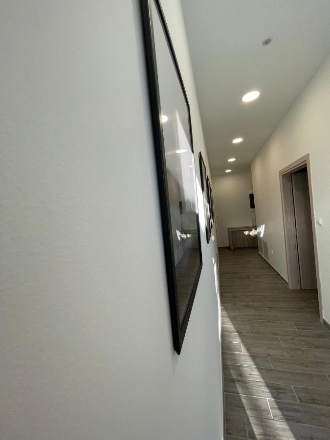 Eantos Studios And Suites Peraía Extérieur photo