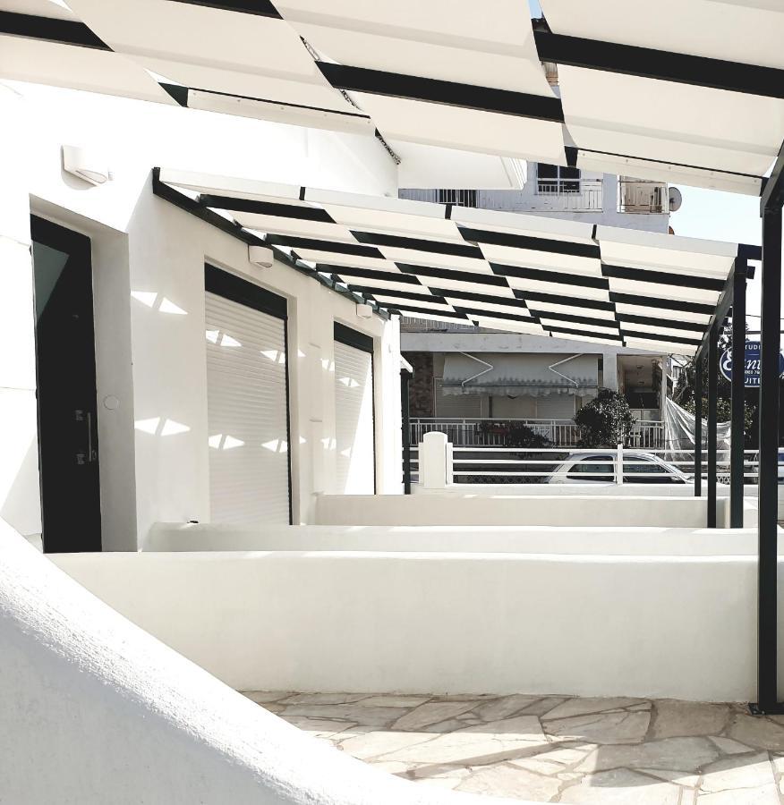 Eantos Studios And Suites Peraía Extérieur photo