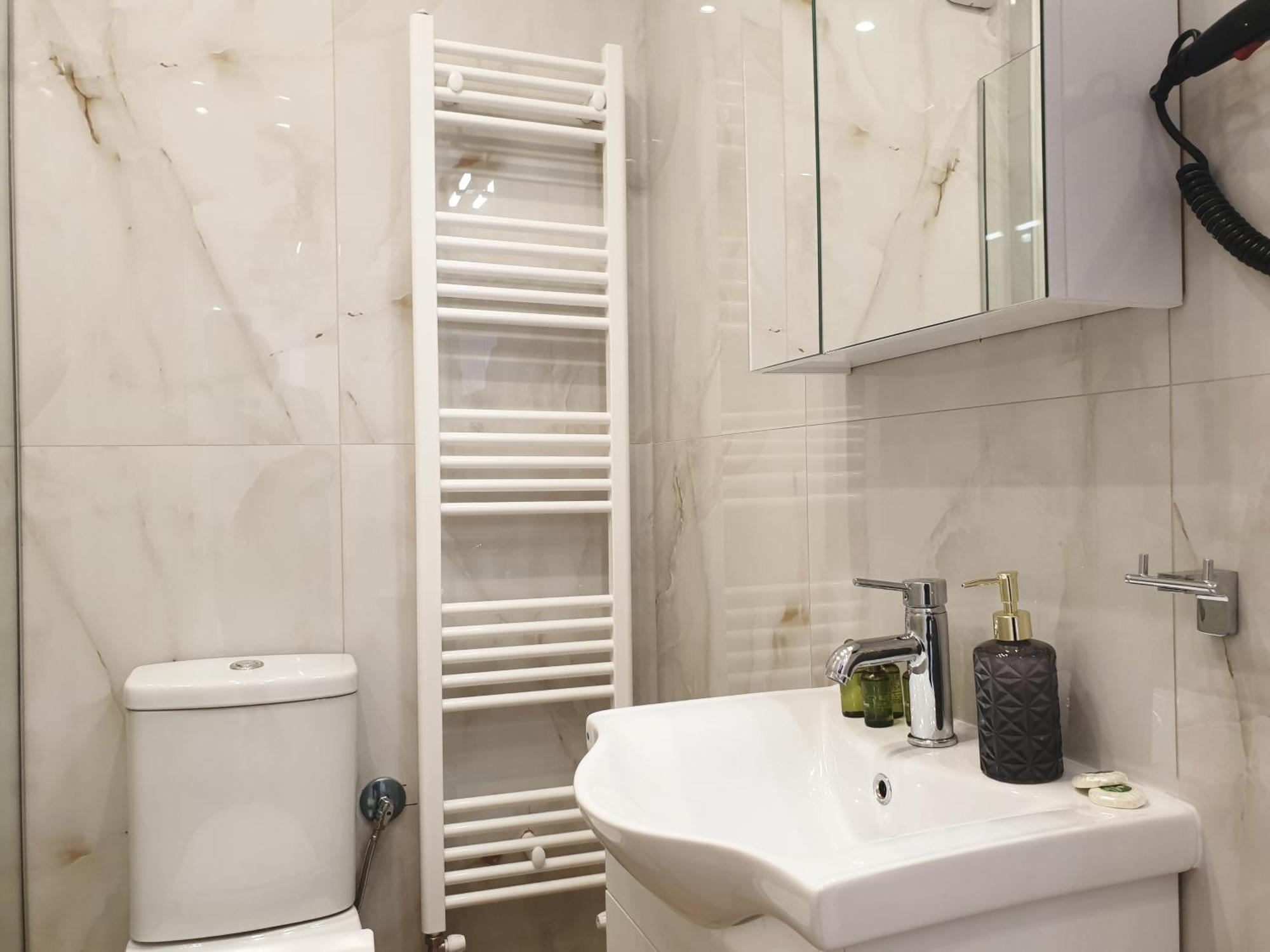 Eantos Studios And Suites Peraía Chambre photo